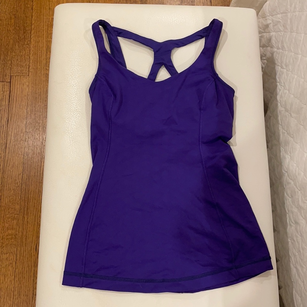 Athletic tank top